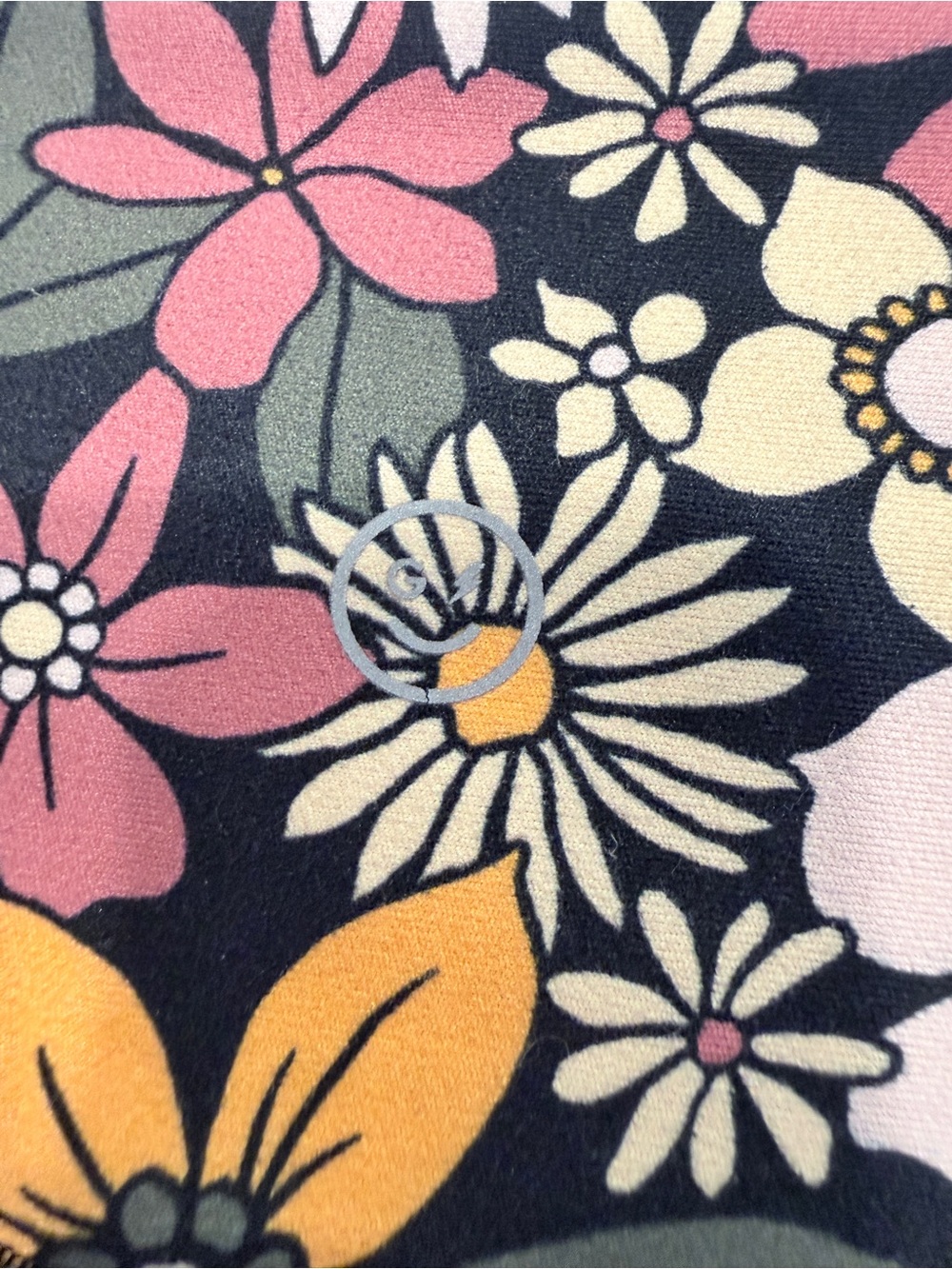 Y2K Floral Biker Shorts Retro Daisy Print Athleisure Mall Brand 70s-inspired Gym - Picture 4 of 7